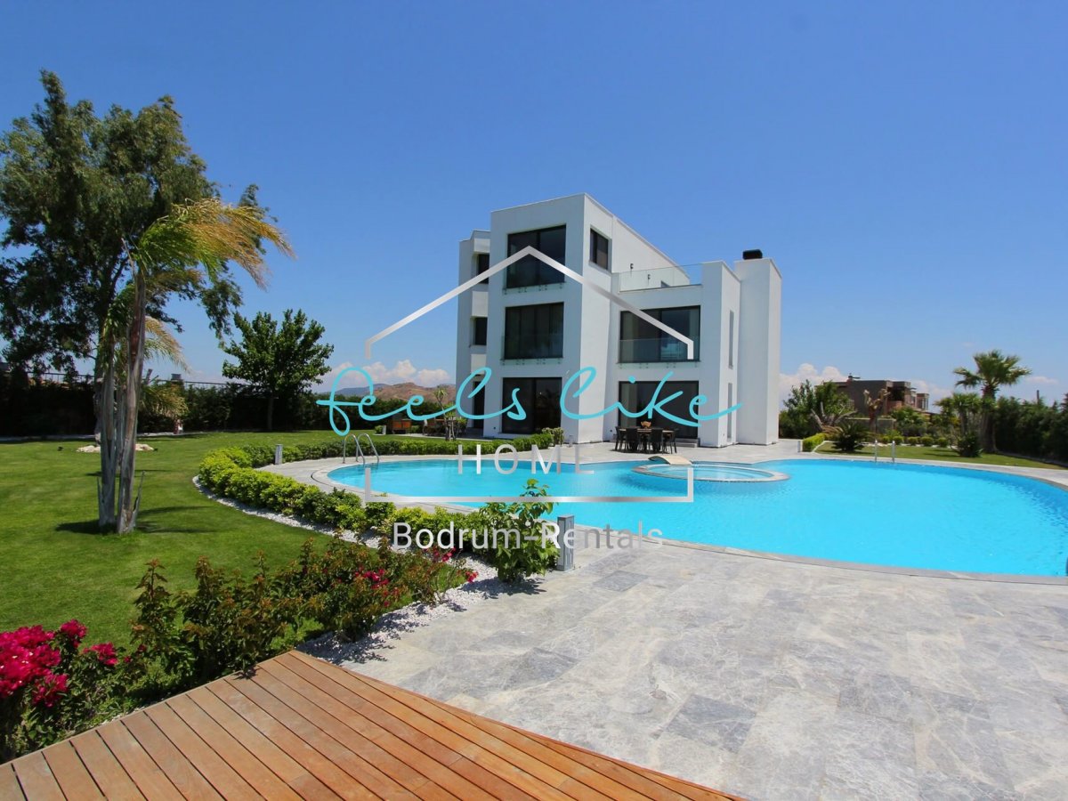 Villa Paradise - luxury villa with magnificent view across the aegean coast