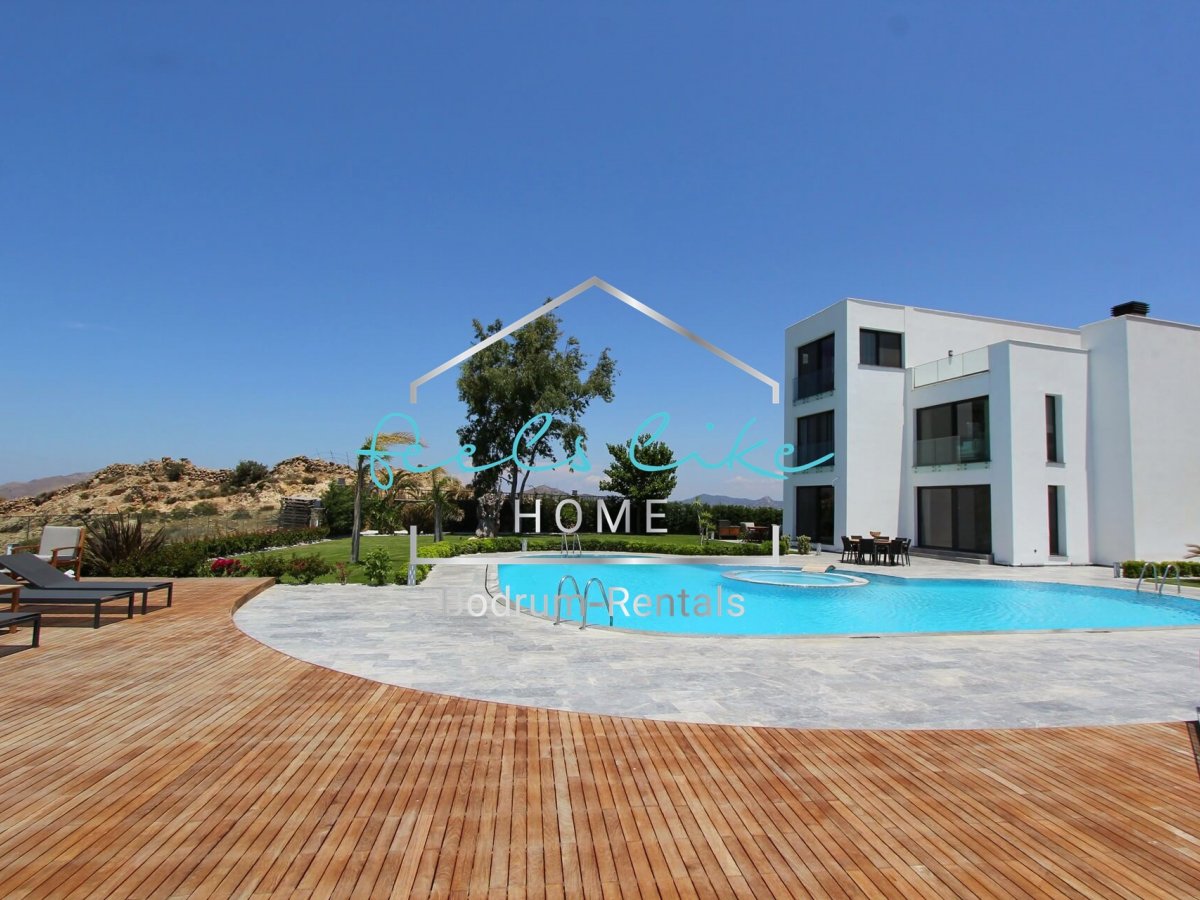 Villa Paradise - luxury villa with magnificent view across the aegean coast