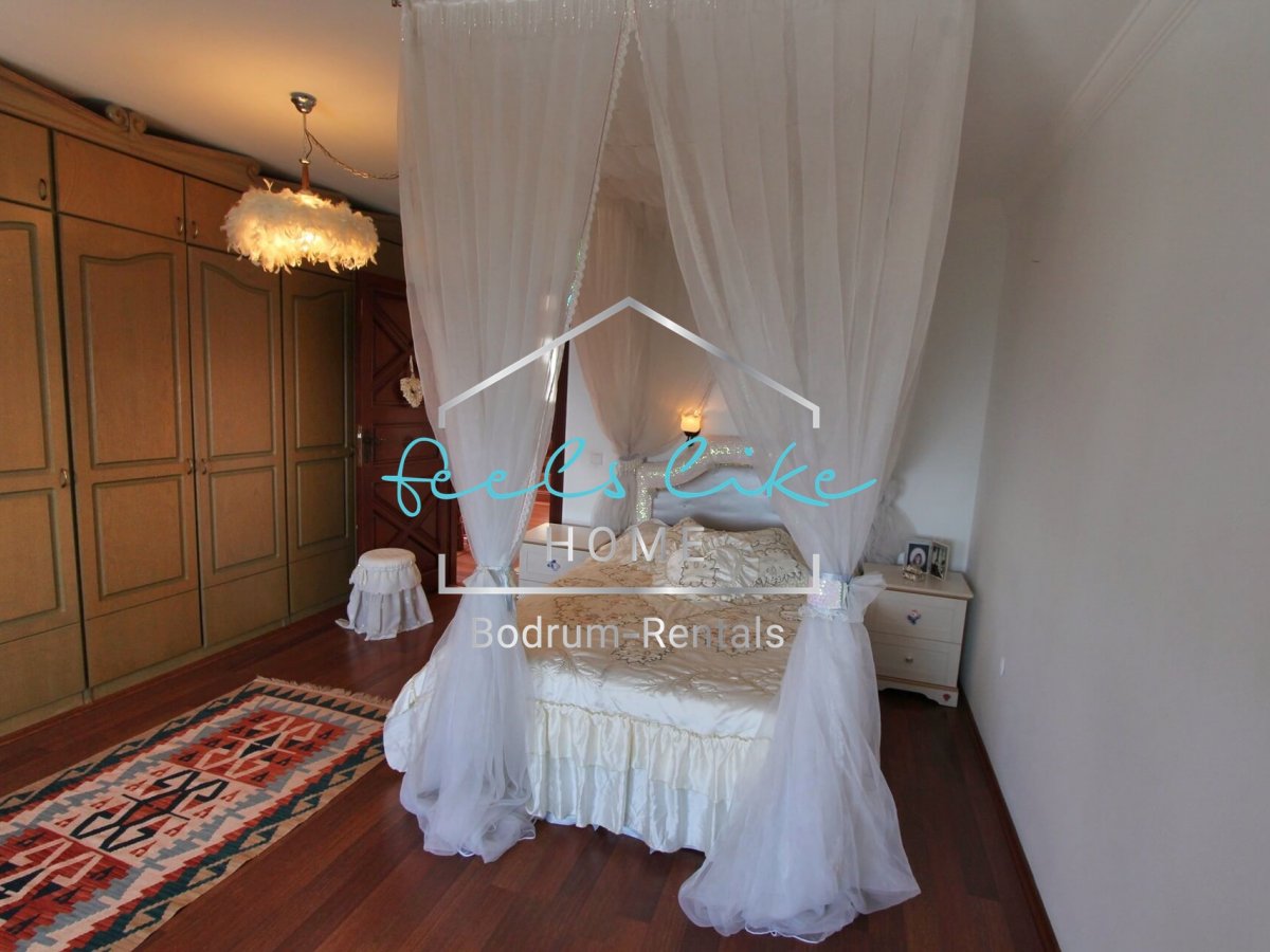 Villa Antique