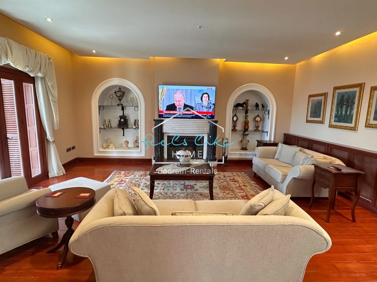 Villa Antique