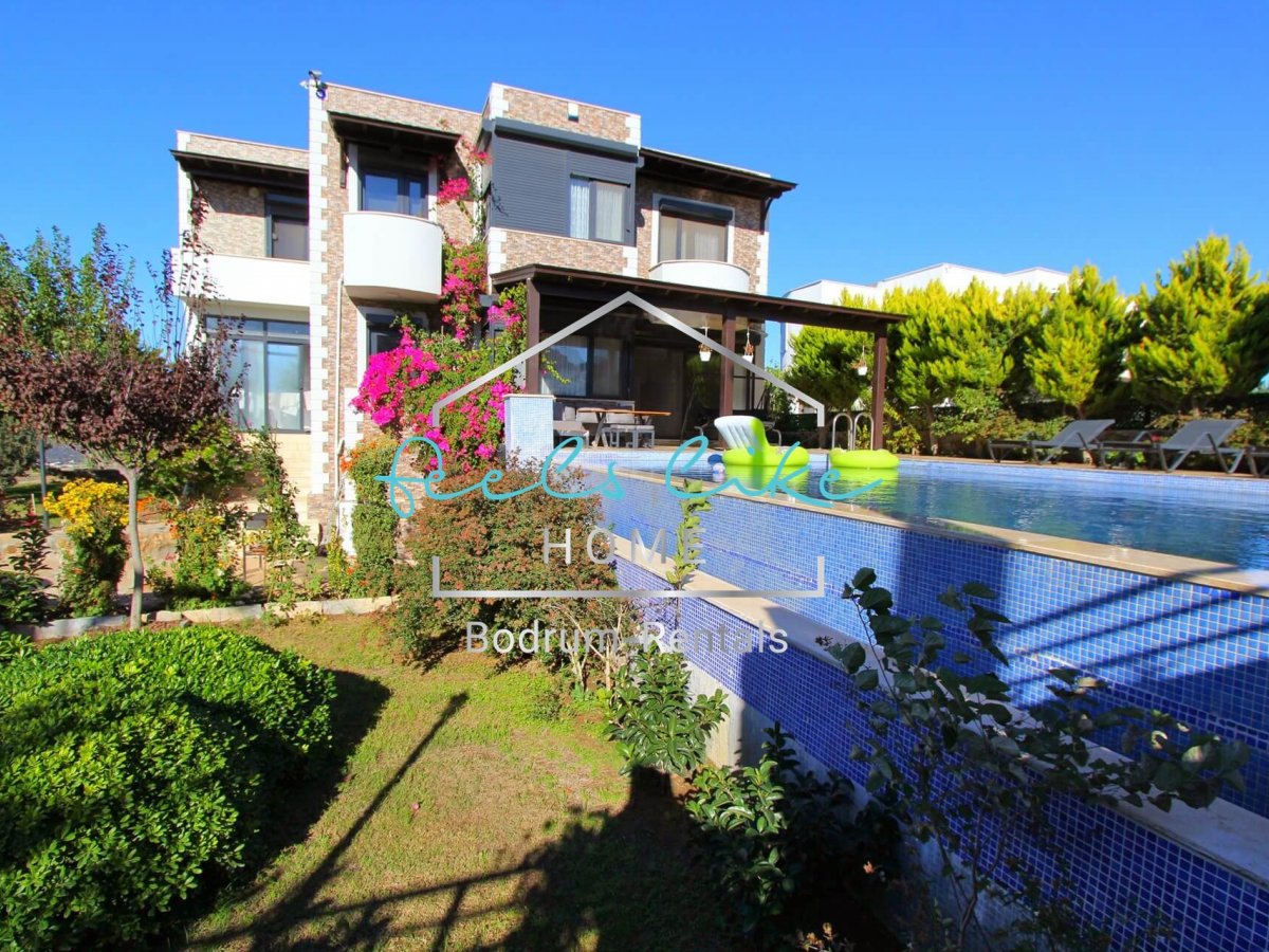 Villa Moon