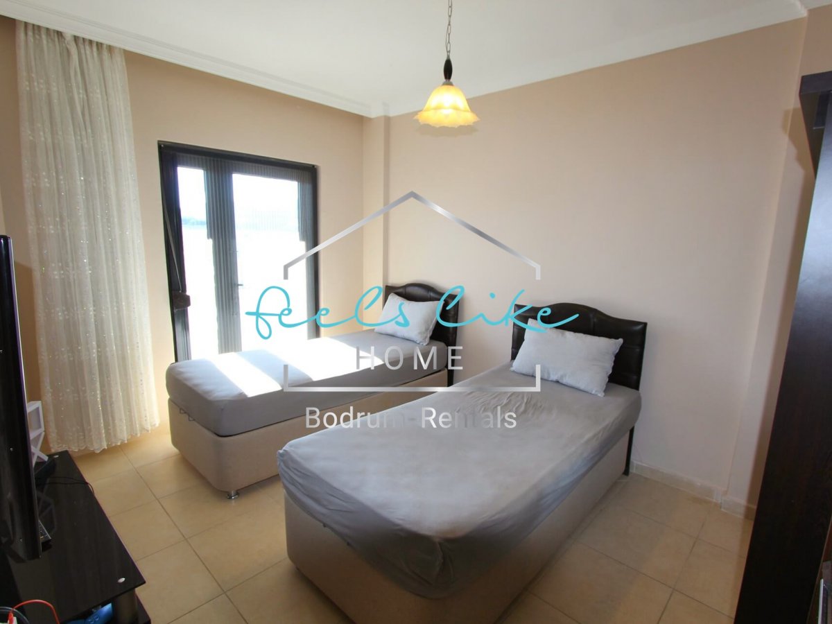 Villa Moon