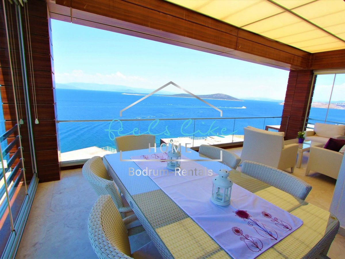 Residence Blue