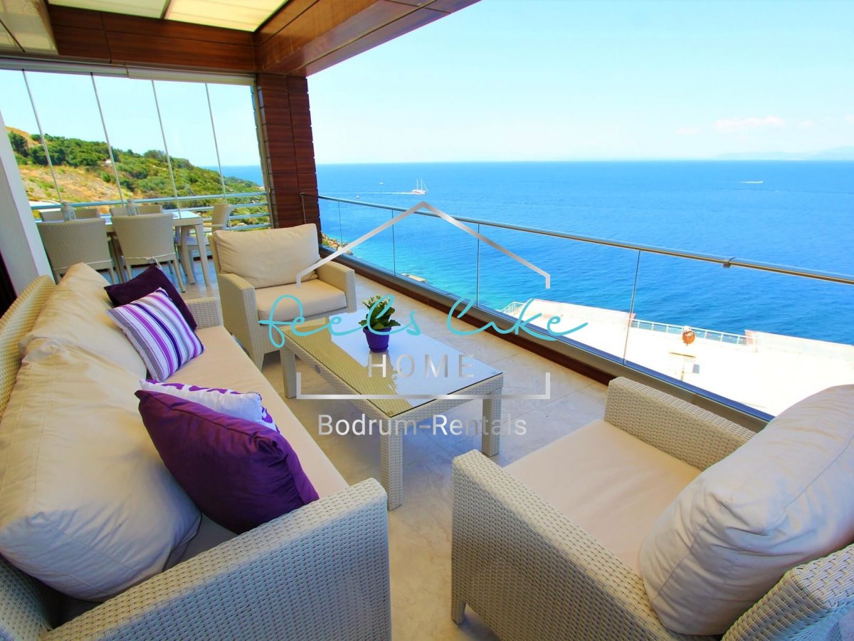 Residence Blue