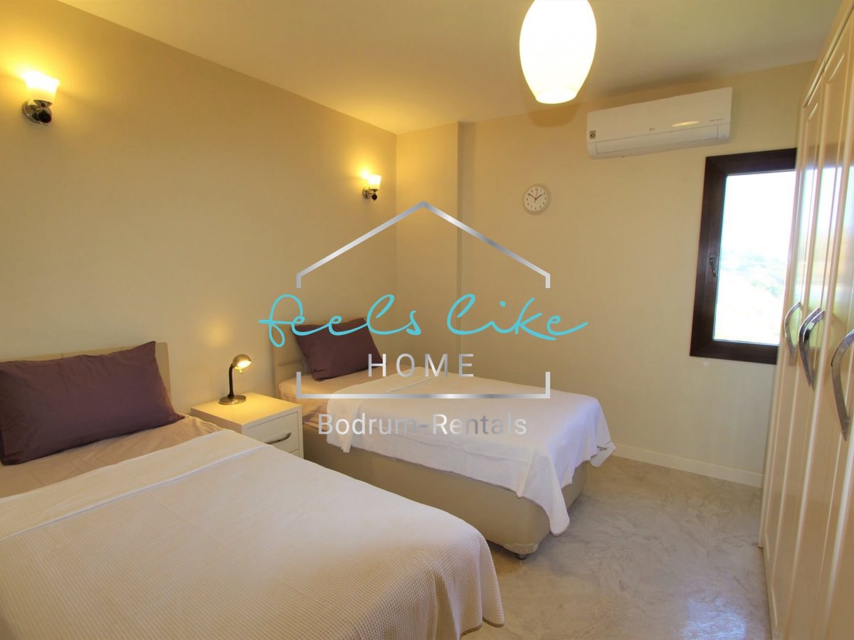 Residence Blue